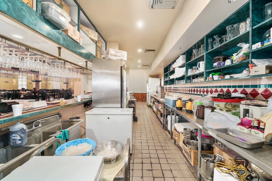 More Photos Of 2529 S 6 Hwy, Houston Restaurant For Sale