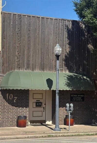 More Photos Of 107 S Wewoka Ave, Wewoka Office For Sale