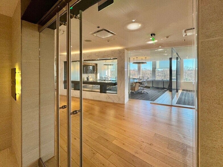 More Photos Of 8401 Connecticut Ave, Chevy Chase Medical For Sale