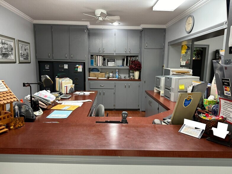 More Photos Of 23525 Eden St, Plaquemine General Retail For Sale