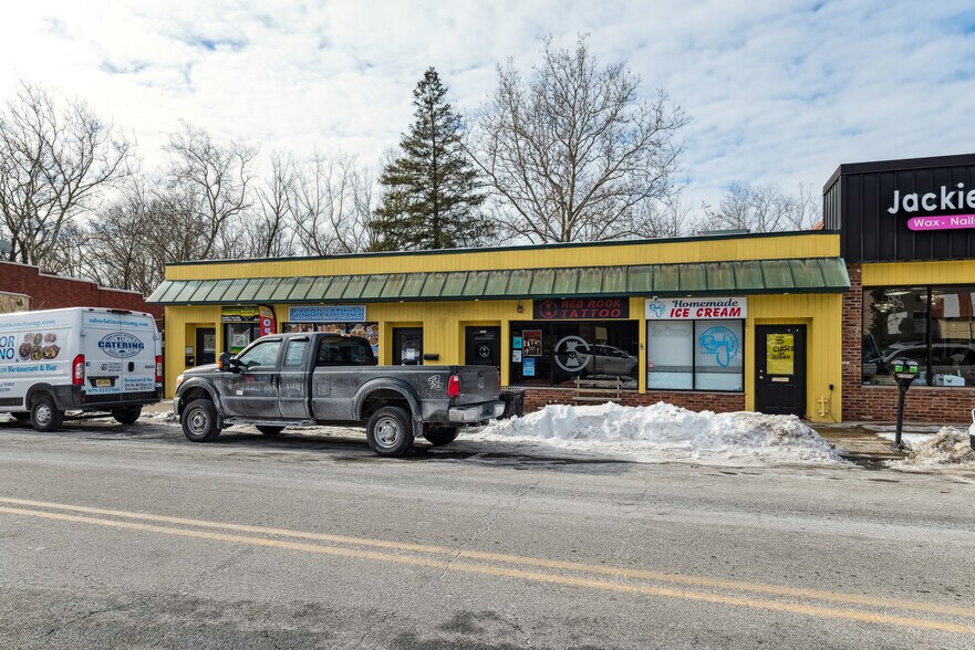 More Photos Of 322 Wanaque Ave, Pompton Lakes Storefront For Lease