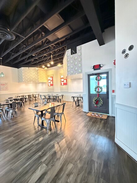 More Photos Of 1619 N 1st St, Hermiston Restaurant For Sale