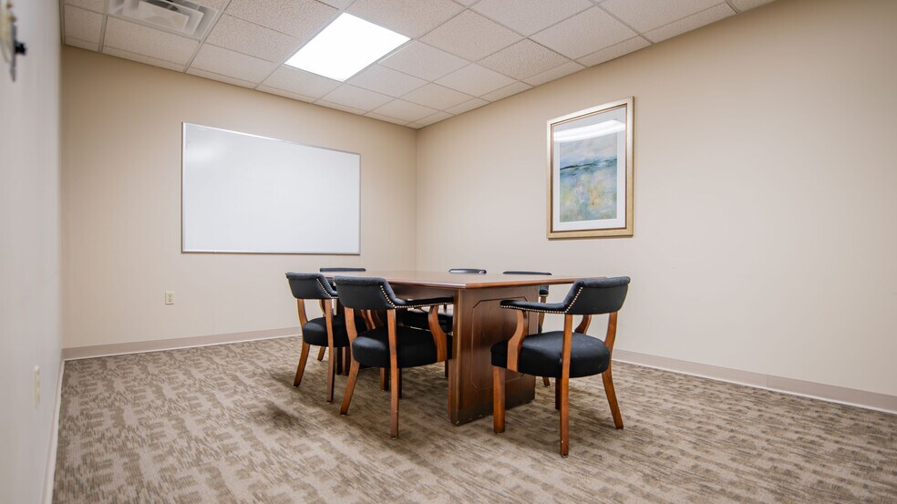 More Photos Of 300 Market St, Williamsport Bank For Lease