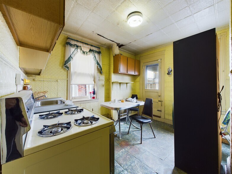 More Photos Of 3100 N 22nd St, Philadelphia Storefront Retail Residential For Sale