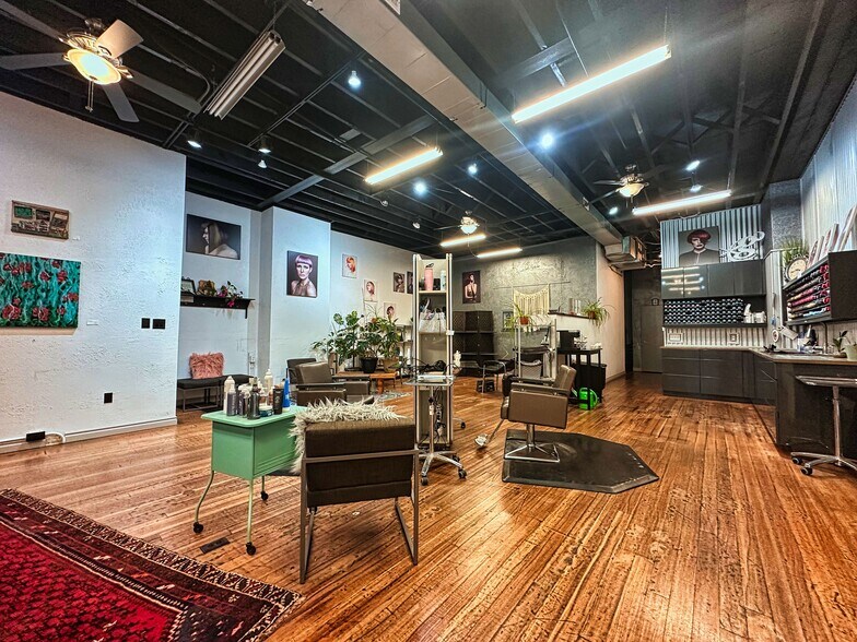 More Photos Of 111 2nd S Ave, Okanogan Storefront Retail Office For Sale