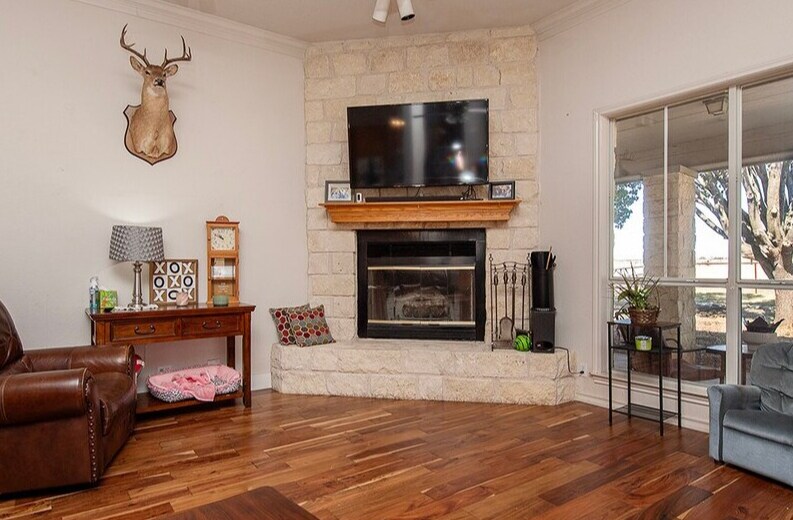 More Photos Of 1833 County Road 305, Jarrell Land For Sale