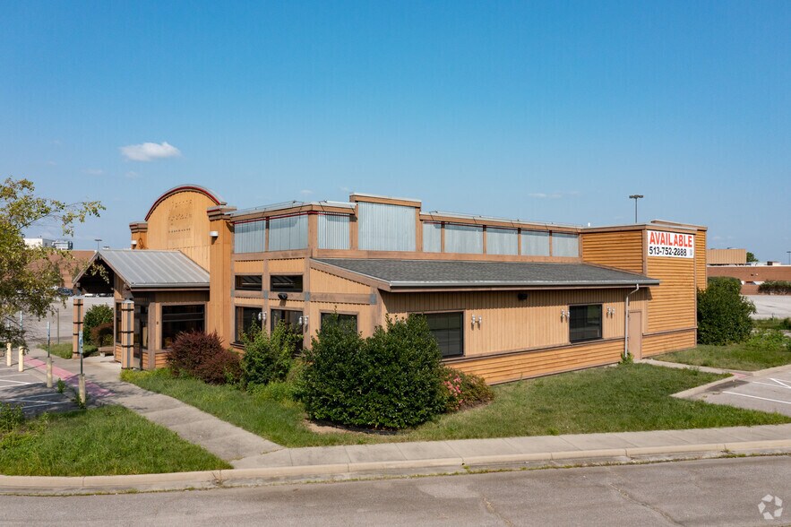 4555 Eastgate Blvd, Cincinnati, OH 45245 Retail For Lease