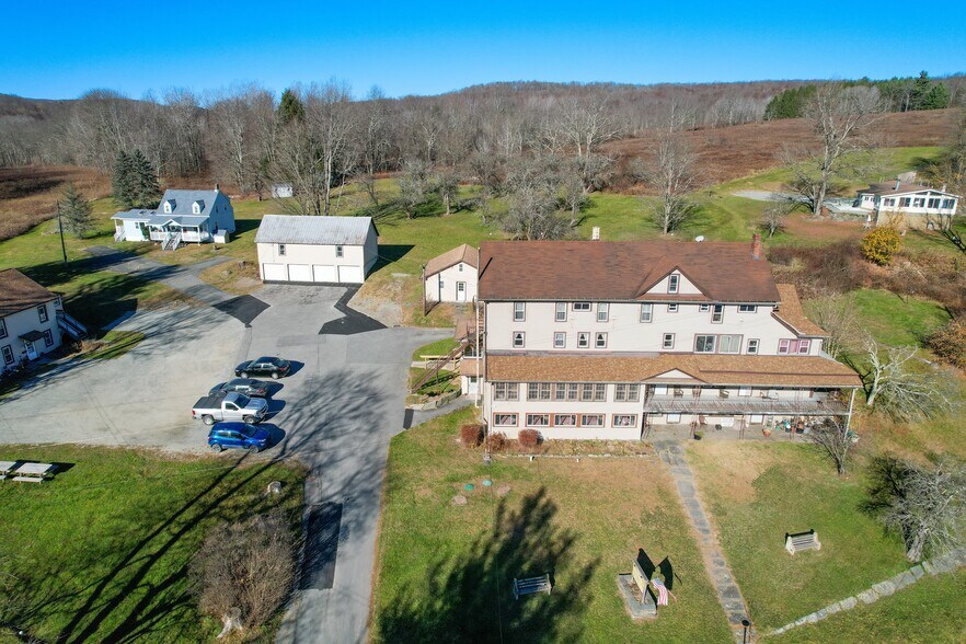 More Photos Of 263 Como Rd, Lake Como Specialty For Sale