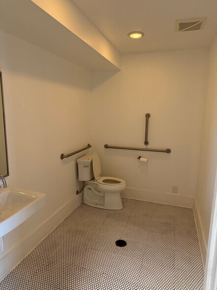 More Photos Of 925 Jefferson St, Salt Lake City Warehouse For Lease