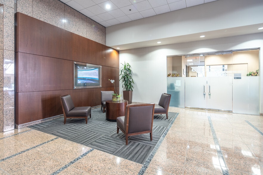 More Photos Of 2425 & 2435 N Central Expy, Richardson Unknown For Lease