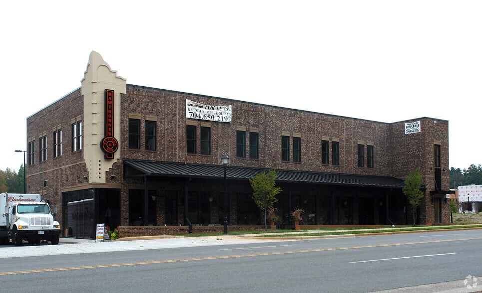 More Photos Of 7319 Matthews Mint Hill Rd, Mint Hill Freestanding For Lease