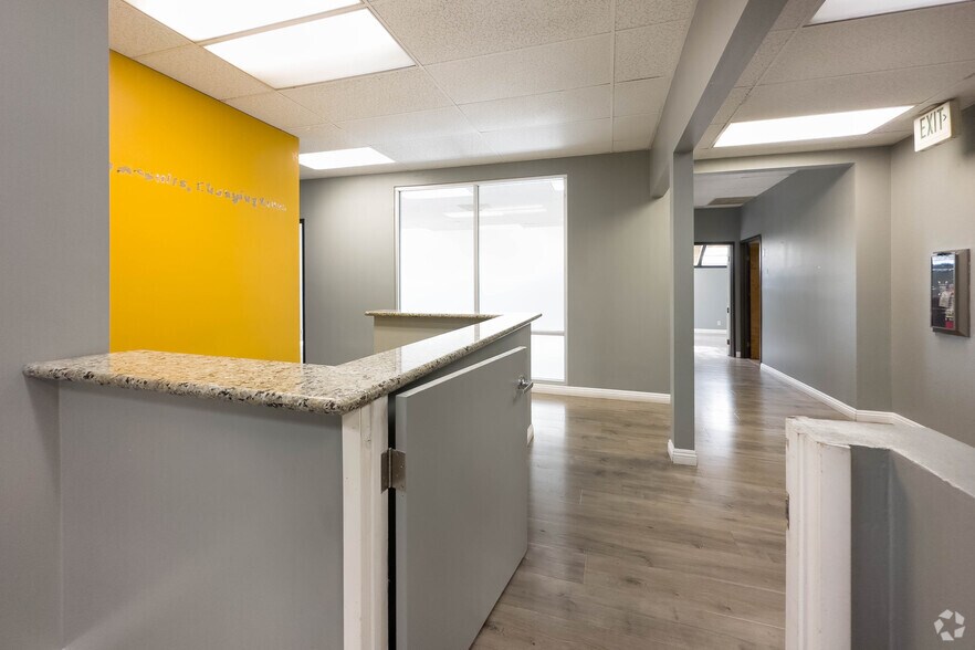 More Photos Of 140 S Flower St, Orange Medical For Lease