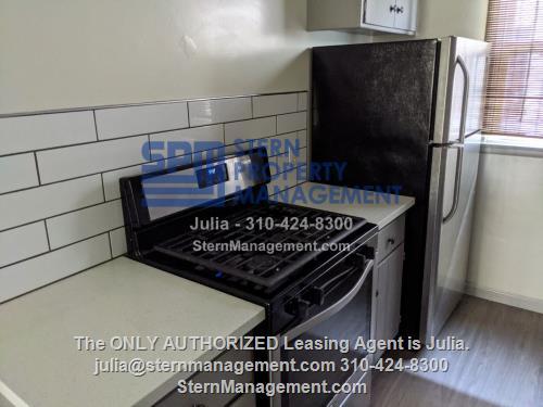 More Photos Of 6127 Romaine St, Los Angeles Apartments For Sale