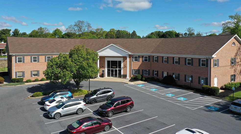 More Photos Of 1725-1755 Oregon Pike, Lancaster Office For Lease