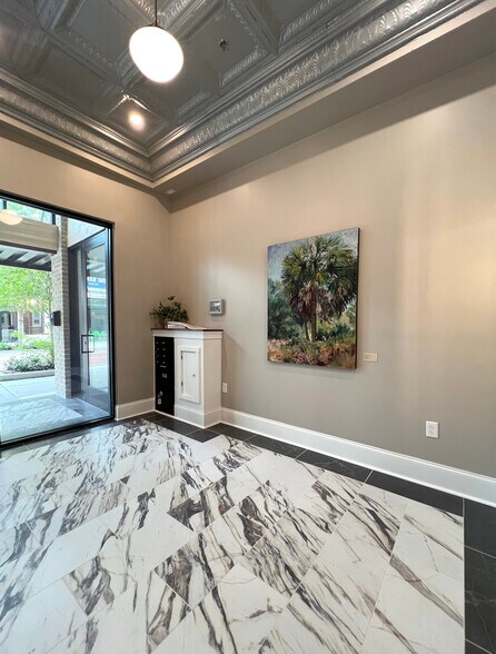 More Photos Of 244 E Park Ave, Lake Wales Office For Sale