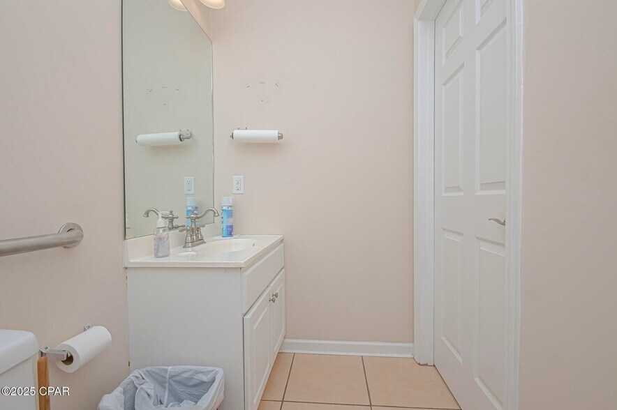 More Photos Of 7622 McElvey Rd, Panama City Beach Industrial For Sale