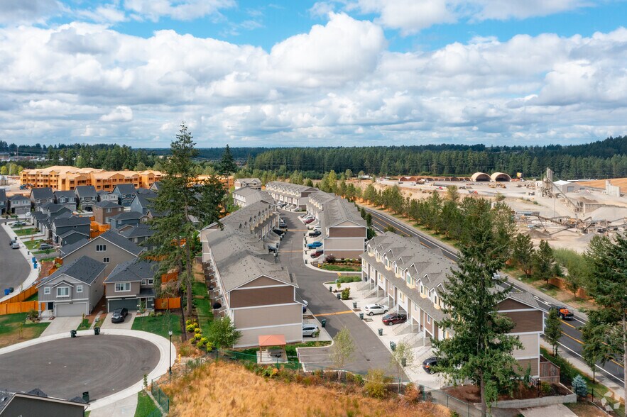 More Photos Of 18002 Lipoma Firs E, Puyallup Apartments For Sale