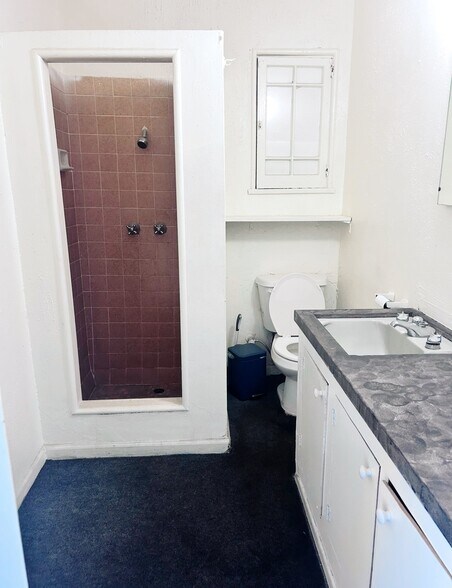 More Photos Of 1032 Orange St, Redlands General Retail For Lease