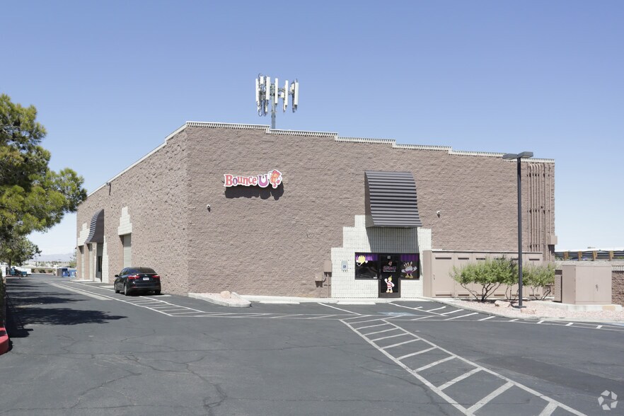 More Photos Of 1000 N Stephanie Pl, Henderson Warehouse For Lease