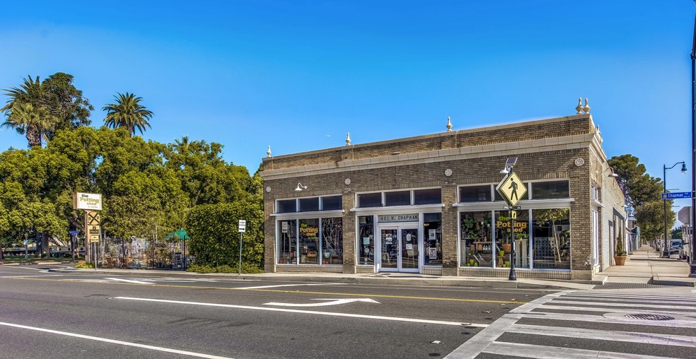 Primary Photo Of 401 W Chapman Ave, Orange Storefront For Lease