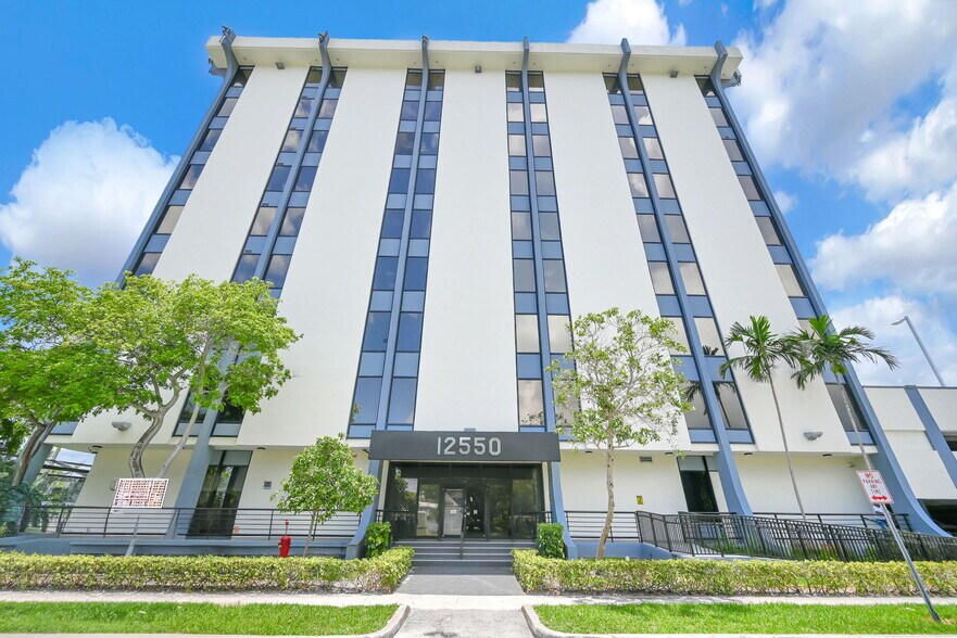 More Photos Of 12550 Biscayne Blvd, North Miami Medical For Sale
