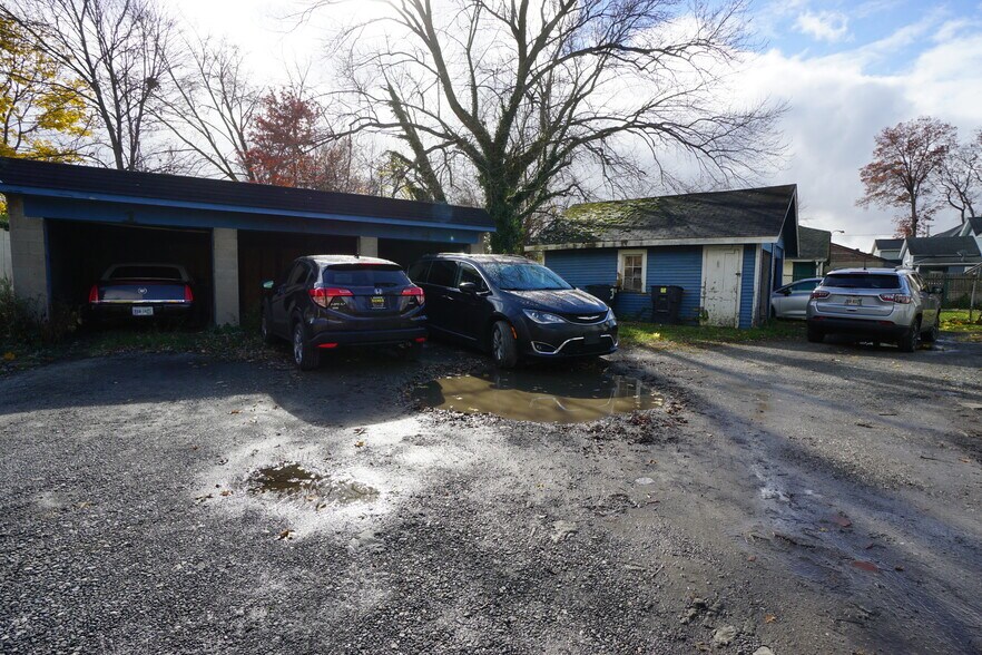 More Photos Of 257 Washington St NW, Warren Multifamily For Sale