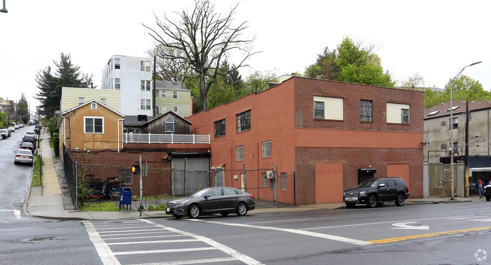 Primary Photo Of 166 Yonkers Ave, Yonkers Warehouse For Sale