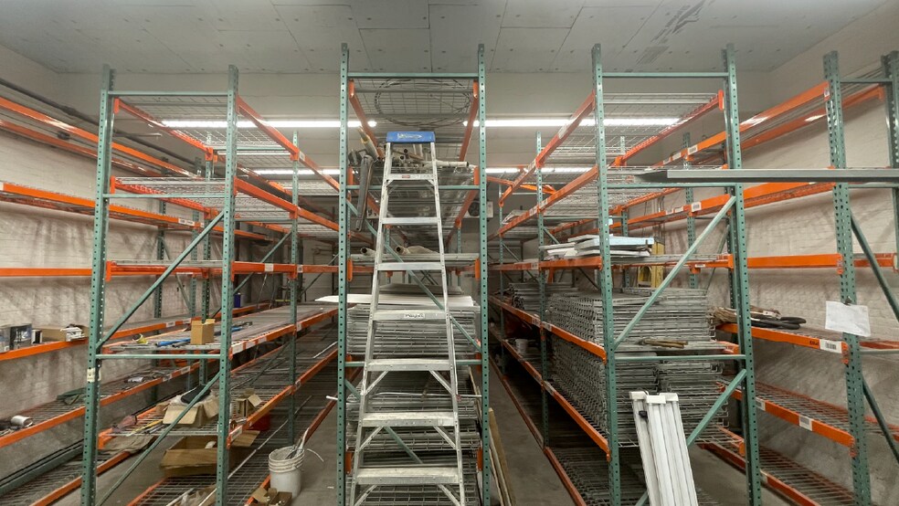 More Photos Of 8-01 43rd Ave, Long Island City Warehouse For Lease