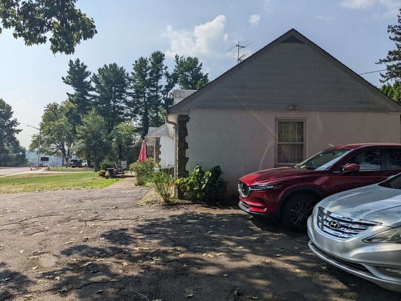 More Photos Of 1000 Old York Rd, Abington Office Residential For Sale