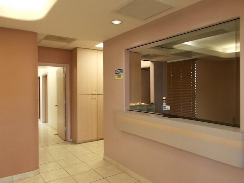 More Photos Of 2058 S Dobson Rd, Mesa Office For Lease