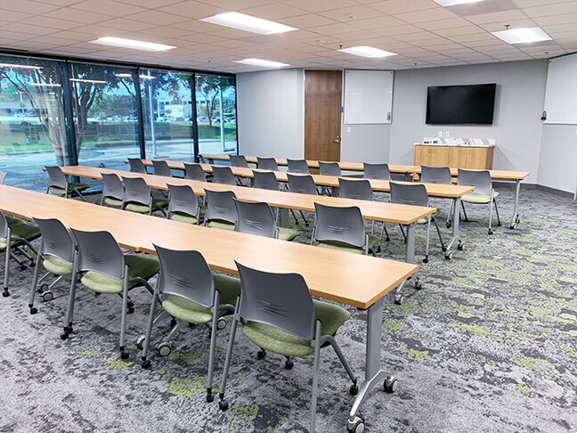 More Photos Of 1231 Greenway Dr, Irving Office For Lease