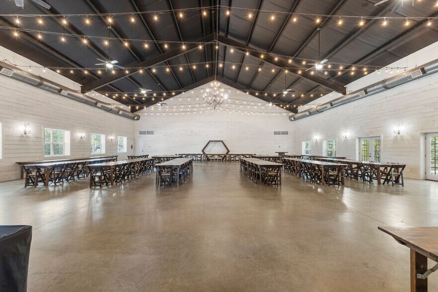 More Photos Of 1297 County Road 3318, Greenville Specialty For Sale