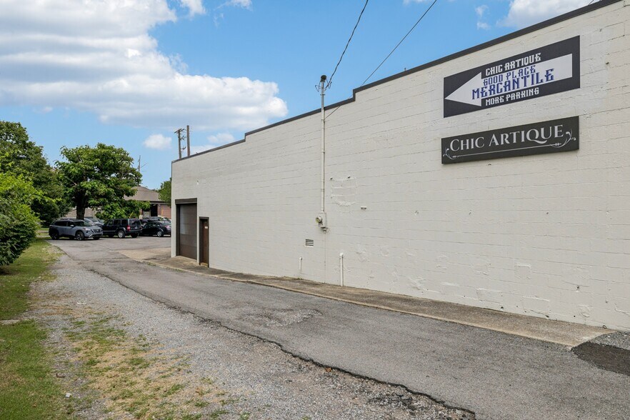 More Photos Of 134 S Main St, Goodlettsville Freestanding For Sale
