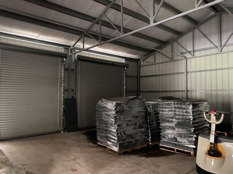 More Photos Of 17936 W Phil C Peters Rd, Winter Garden Garden Center For Sale