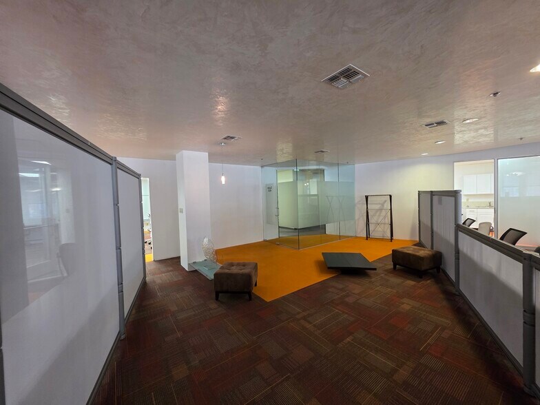 More Photos Of 110 Broadway St, San Antonio Coworking Space