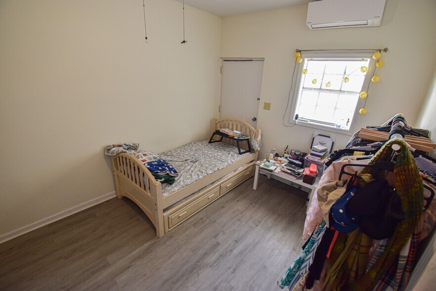 More Photos Of ,  Office For Sale
