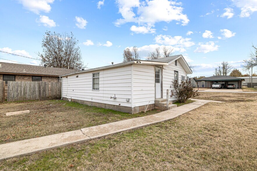 More Photos Of 1419 W London St, El Reno Religious Facility For Sale