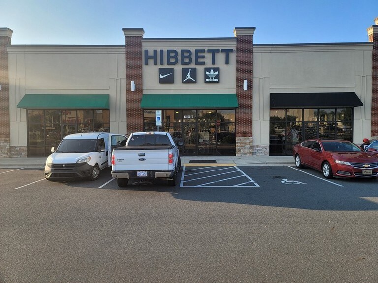 More Photos Of 730 Leonard, Albemarle Unknown For Lease