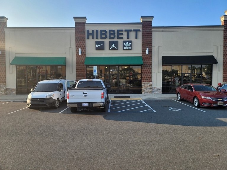 More Photos Of 730 Leonard, Albemarle Unknown For Lease