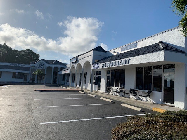 More Photos Of 6196-6202 SE Federal Hwy, Port Salerno Unknown For Lease