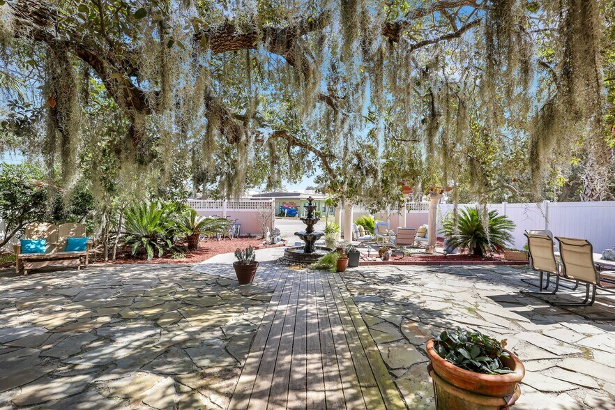 More Photos Of 24 Van Horne Ave, Tybee Island Hospitality For Sale