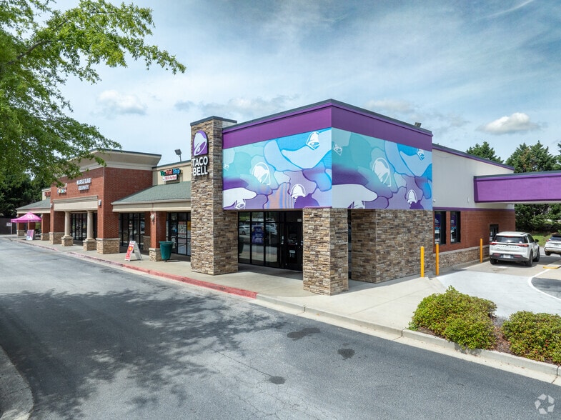 More Photos Of 8876 Dallas Acworth Hwy, Dallas Storefront For Lease