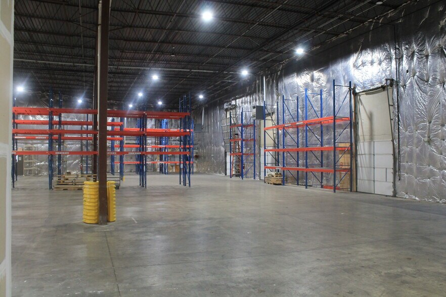More Photos Of 7315-A Grove Rd, Frederick Warehouse For Lease