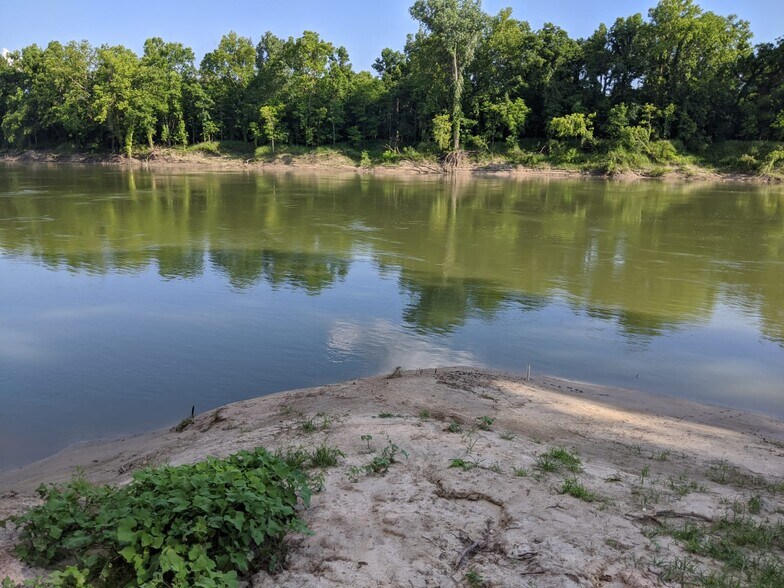 More Photos Of 1948 County Rd, Goodrich Specialty For Sale