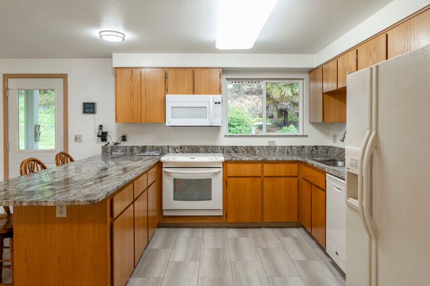 More Photos Of 20215 WA-507, Centralia Flex For Sale