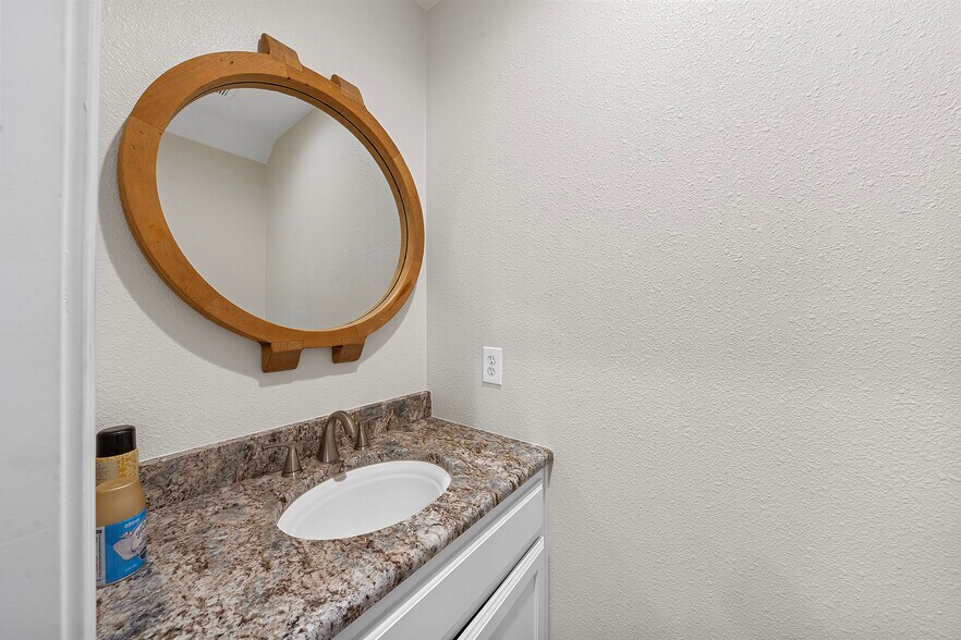 More Photos Of 330 Elco Ln, China Spring Warehouse For Sale