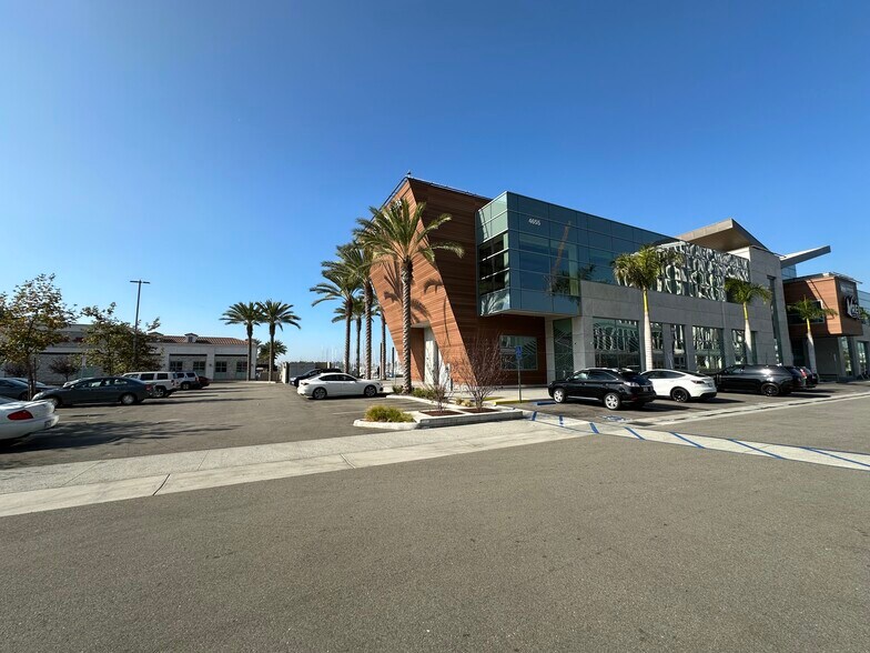 More Photos Of 4625-4635 Admiralty Way, Marina Del Rey Unknown For Lease
