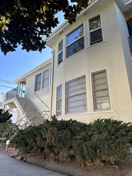 More Photos Of 5076-5084 Pickford St, Los Angeles Multifamily For Sale