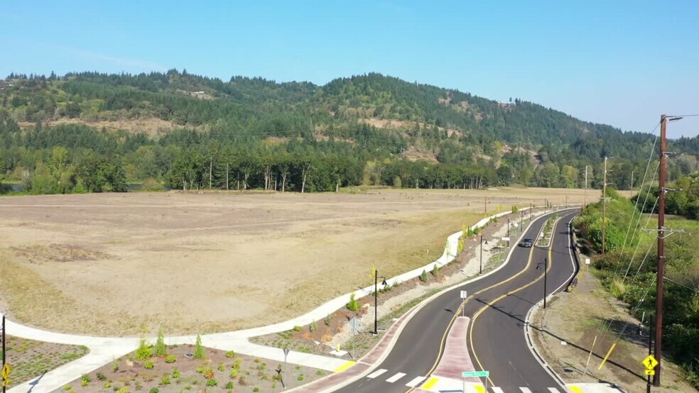 More Photos Of 240 Kalama River Rd, Kalama Light Manufacturing For Lease