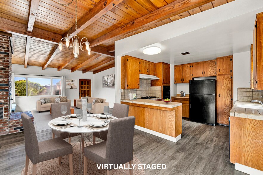 More Photos Of 330 9th St, Del Mar Apartments For Sale